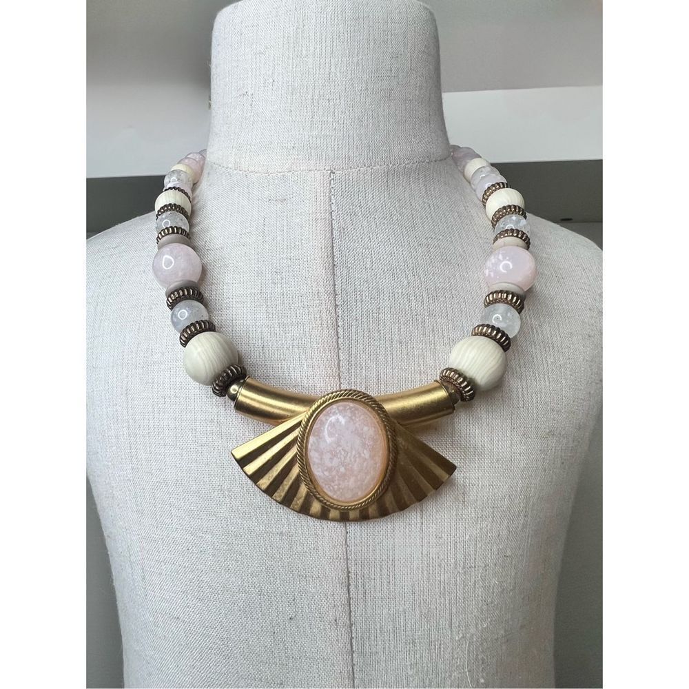 Beaded art deco gold tone necklace - Picture 2 of 6
